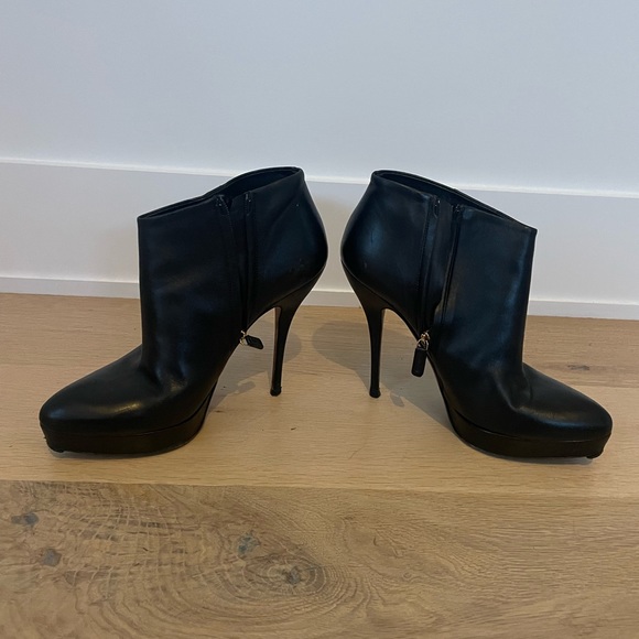 Gucci Black Booties - Picture 2 of 8